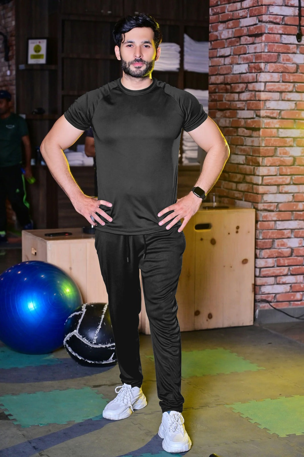 Pack Of 2 Tracksuit For Men's (T-Shirt+Trouser)