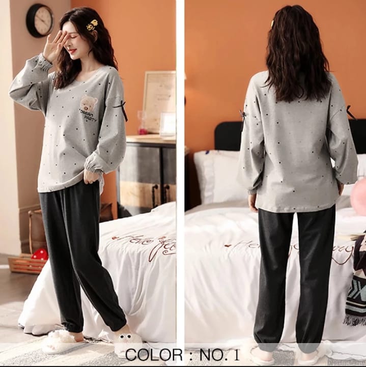 Grey Bear Printed Deisgn Full Sleeves Round Neck Ladies Night Suit