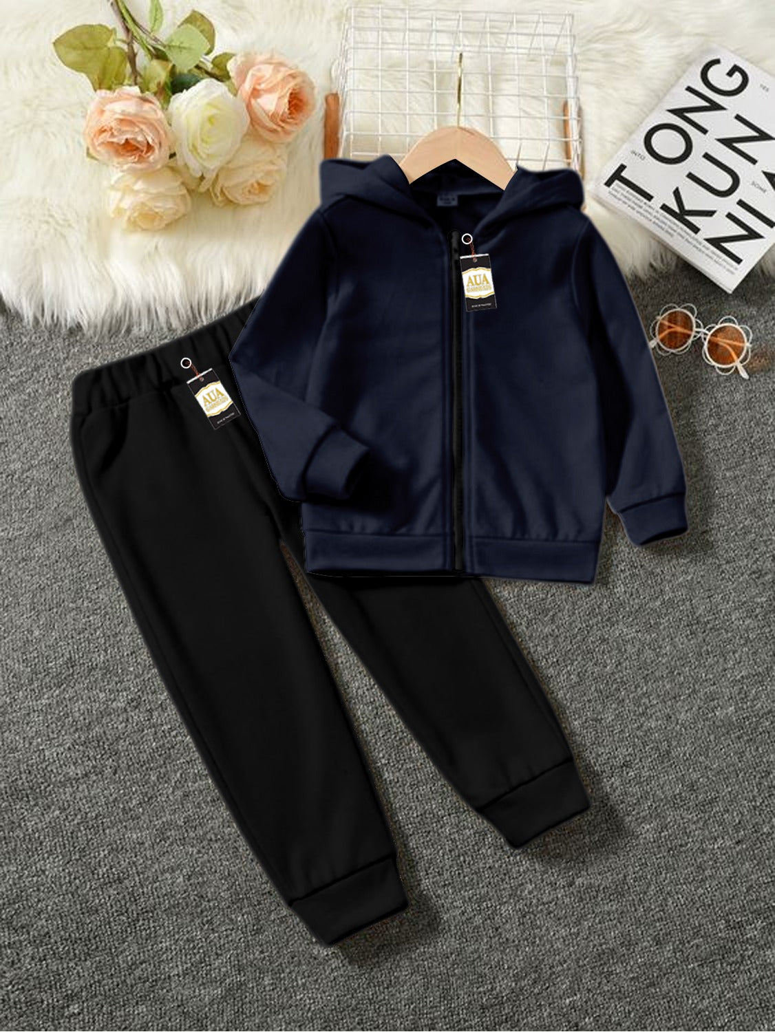 Kid's Plain Tracksuit Set with Zipper Hoodie and Trousers (1-10 Years)